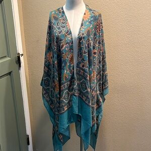 Moroccan-Inspired Tapestry Tassel Kimono – Elegant and Versatile
